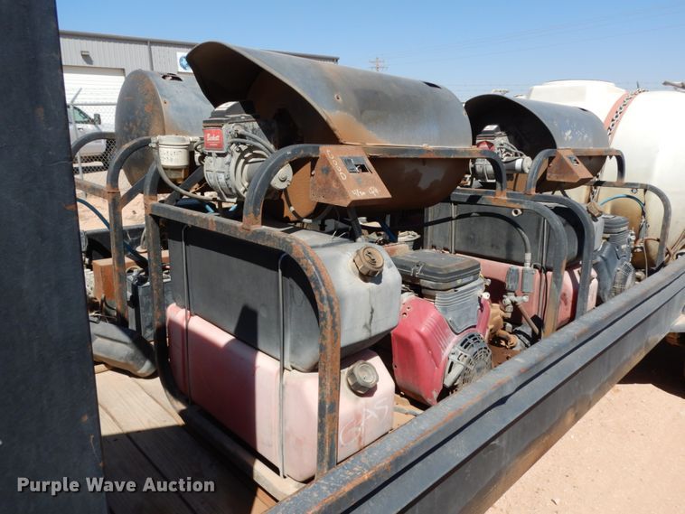 image for item DM2865 2011 Gooseneck 1120640B7B1 utility trailer with pressure washing system