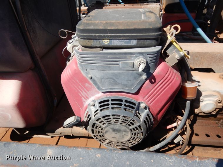 image for item DM2865 2011 Gooseneck 1120640B7B1 utility trailer with pressure washing system