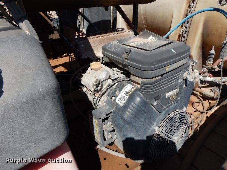 image for item DM2865 2011 Gooseneck 1120640B7B1 utility trailer with pressure washing system