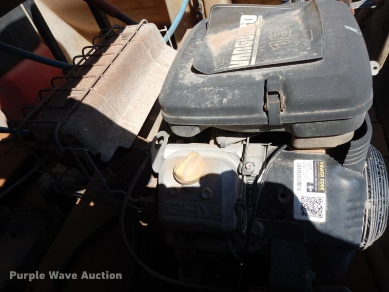 image for item DM2865 2011 Gooseneck 1120640B7B1 utility trailer with pressure washing system