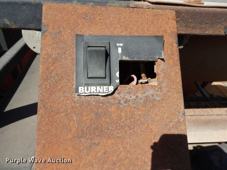 image for item DM2865 2011 Gooseneck 1120640B7B1 utility trailer with pressure washing system