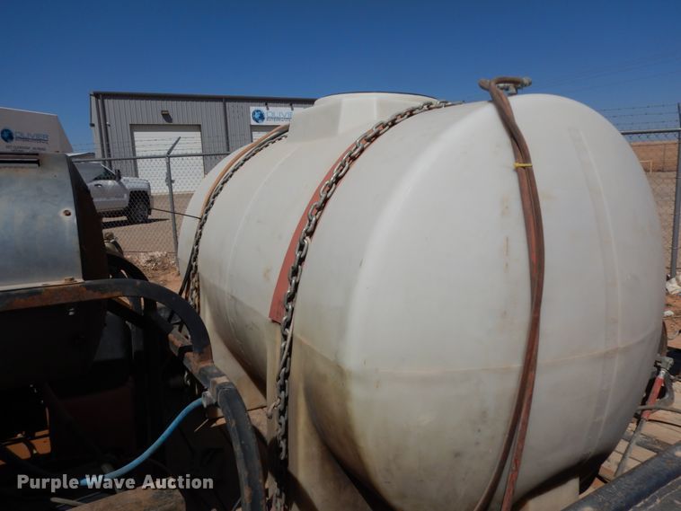 image for item DM2865 2011 Gooseneck 1120640B7B1 utility trailer with pressure washing system