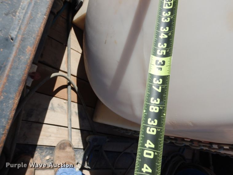 image for item DM2865 2011 Gooseneck 1120640B7B1 utility trailer with pressure washing system