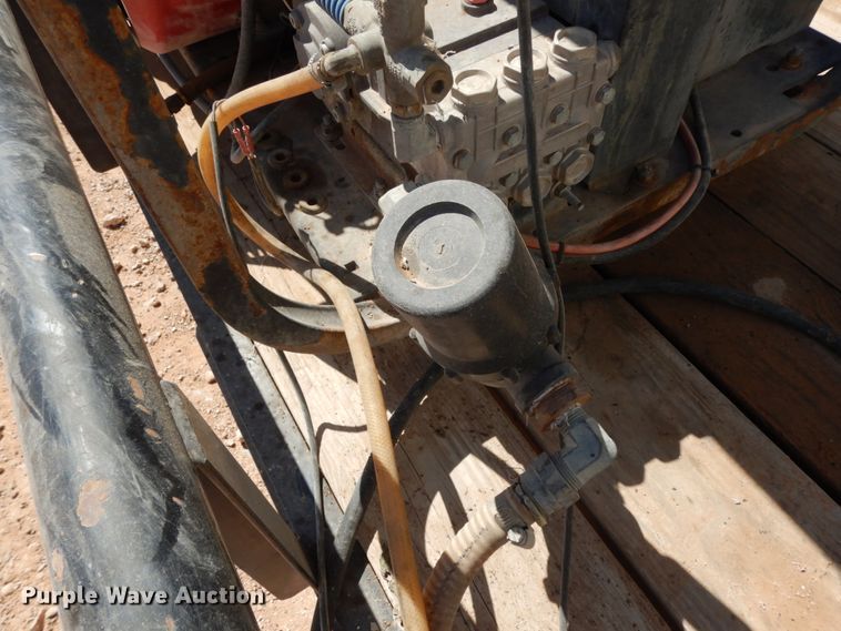 image for item DM2866 2015 C&M utility trailer with pressure washing system