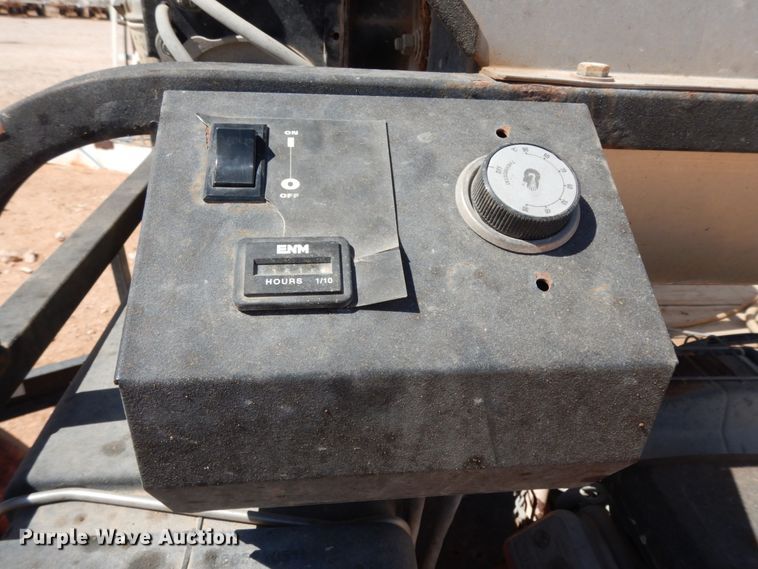 image for item DM2866 2015 C&M utility trailer with pressure washing system