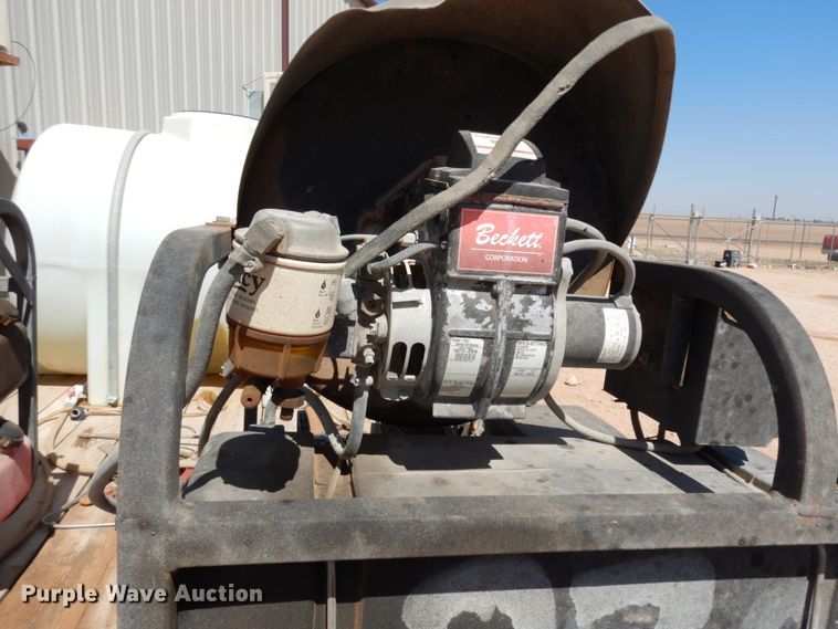 image for item DM2866 2015 C&M utility trailer with pressure washing system