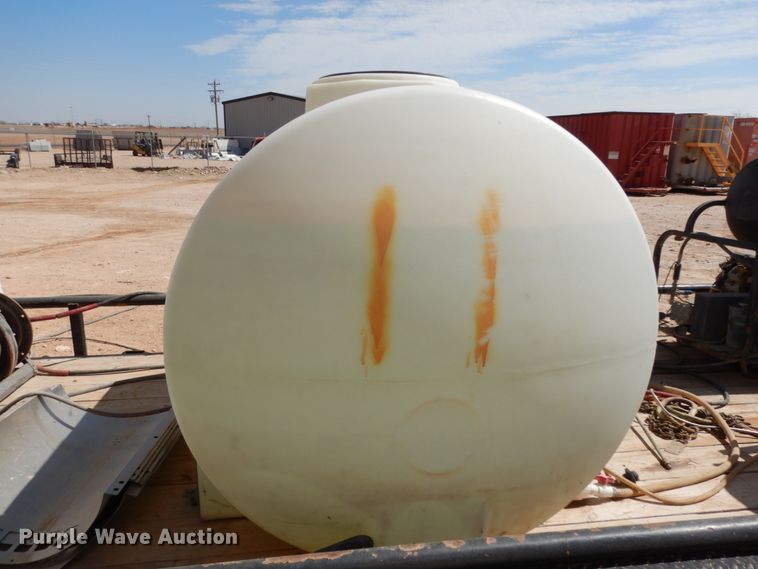 image for item DM2866 2015 C&M utility trailer with pressure washing system