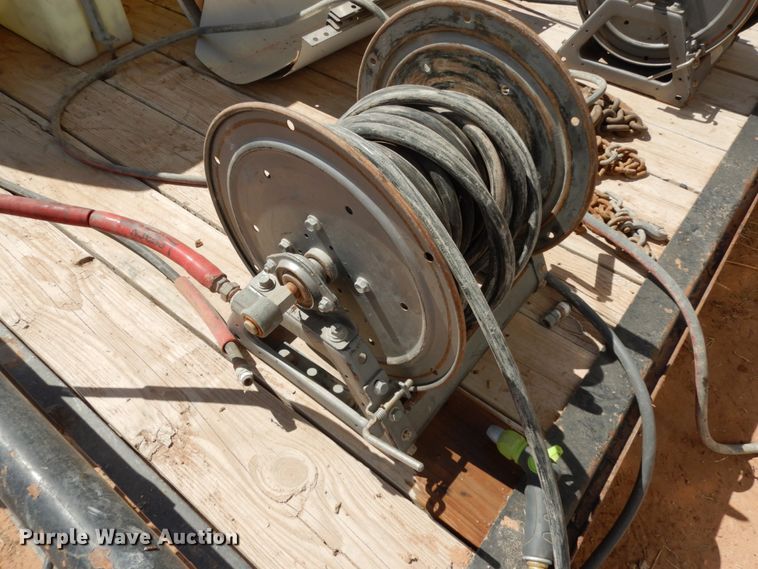 image for item DM2866 2015 C&M utility trailer with pressure washing system