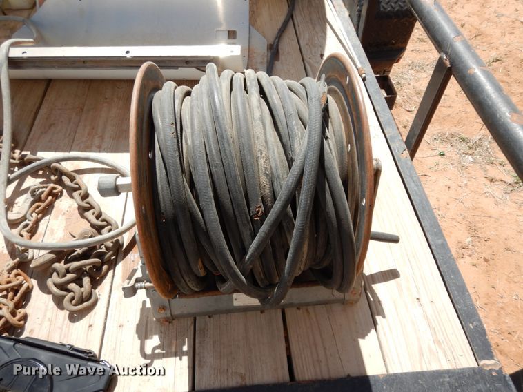 image for item DM2866 2015 C&M utility trailer with pressure washing system