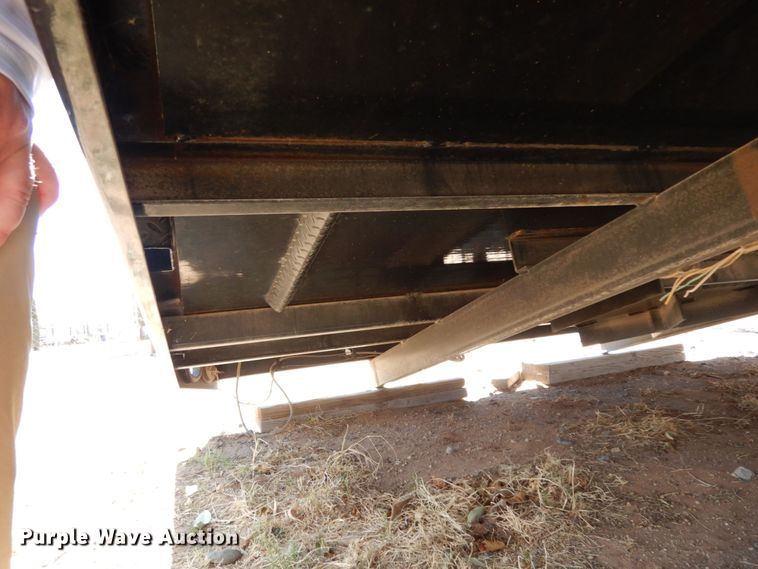 image for item EX9518 CM flatbed