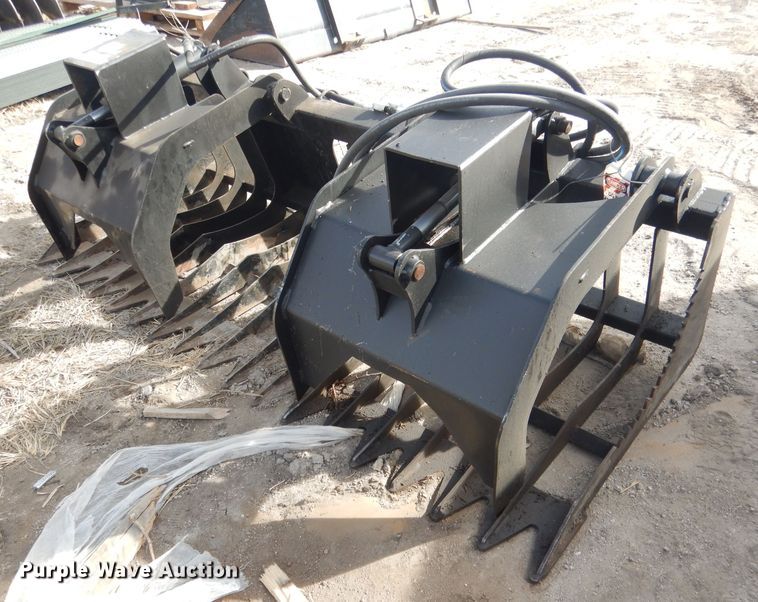 image for item FA9493 72"W skid steer grapple bucket