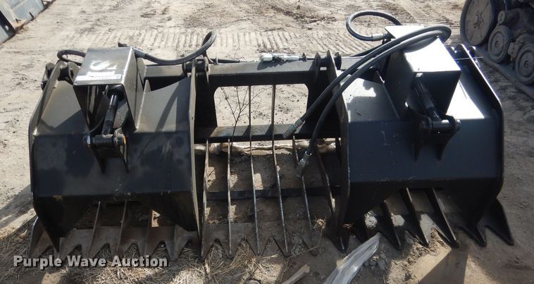 image for item FA9493 72"W skid steer grapple bucket
