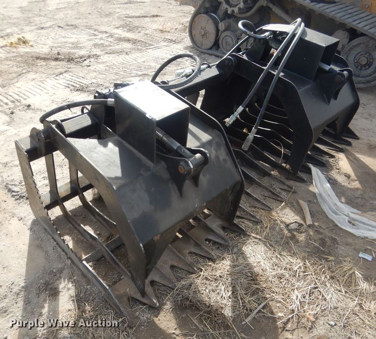 image for item FA9493 72"W skid steer grapple bucket