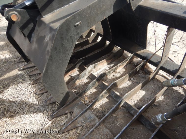 image for item FA9493 72"W skid steer grapple bucket