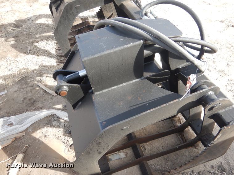 image for item FA9493 72"W skid steer grapple bucket