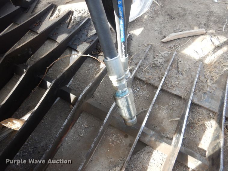 image for item FA9493 72"W skid steer grapple bucket