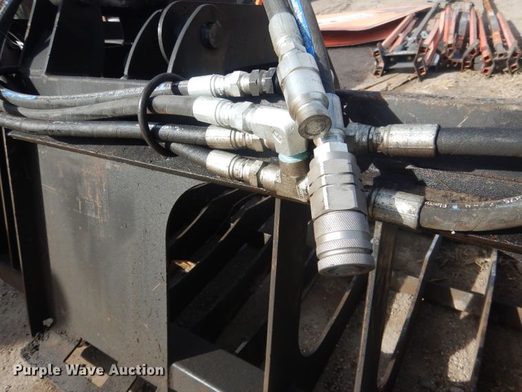 image for item FA9493 72"W skid steer grapple bucket