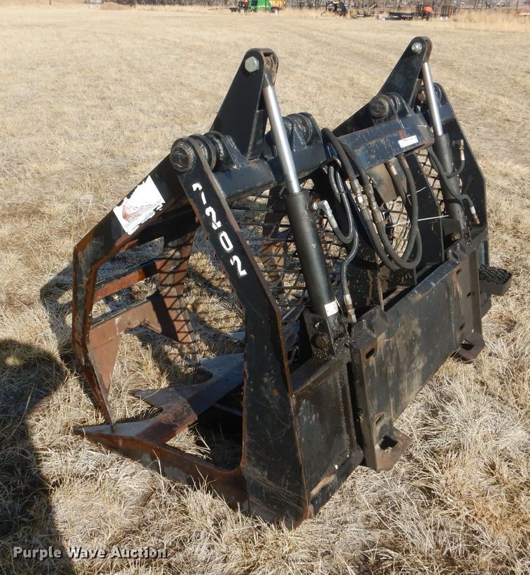 image for item FA9495 Robo 72"W skid steer grapple bucket