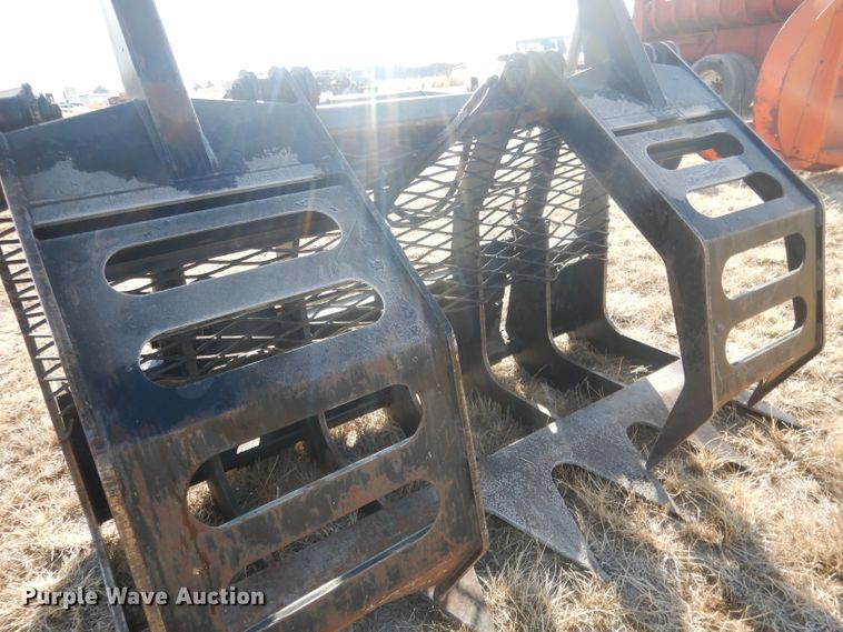 image for item FA9495 Robo 72"W skid steer grapple bucket