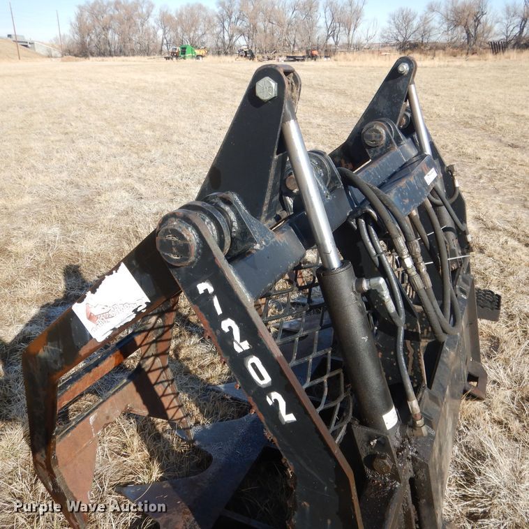 image for item FA9495 Robo 72"W skid steer grapple bucket