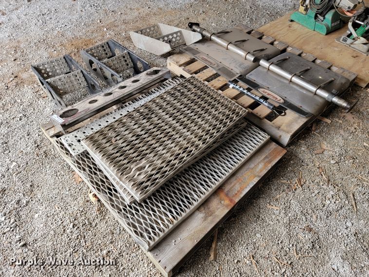 image for item FL9073 Truck parts