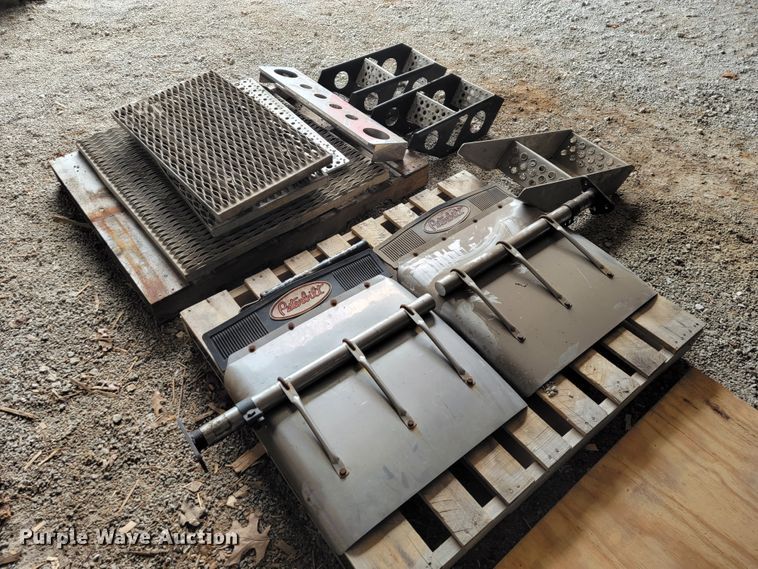 image for item FL9073 Truck parts