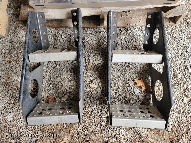 image for item FL9073 Truck parts