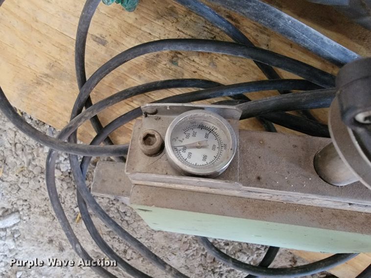 image for item FL9075 McElroy 424317 fusion machine