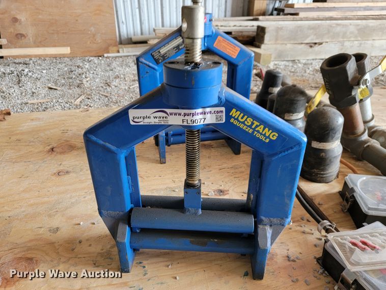 image for item FL9077 Poly pipe test equipment