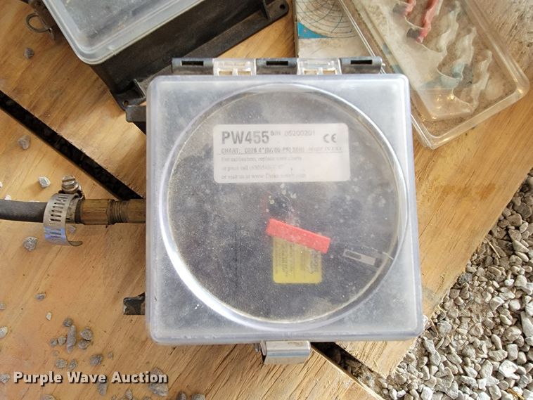 image for item FL9077 Poly pipe test equipment