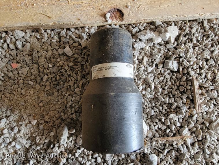 image for item FL9077 Poly pipe test equipment