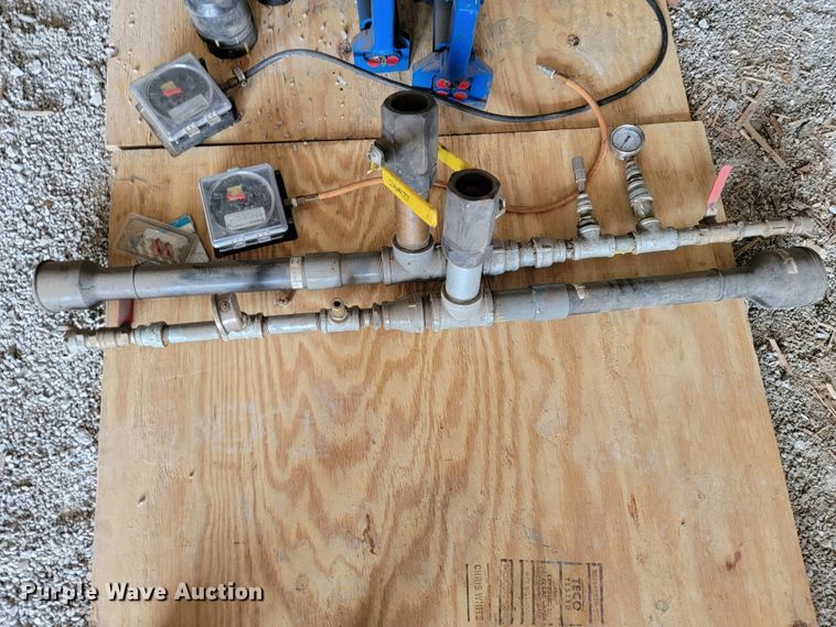 image for item FL9077 Poly pipe test equipment