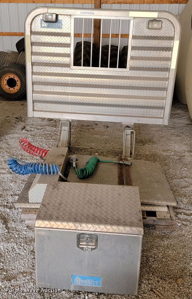 image for item FL9078 Truck parts