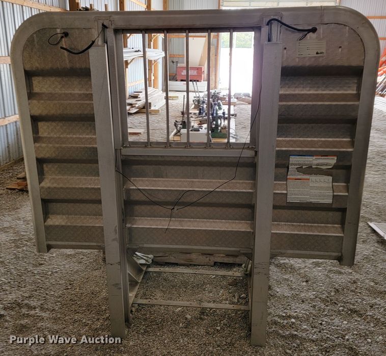 image for item FL9078 Truck parts