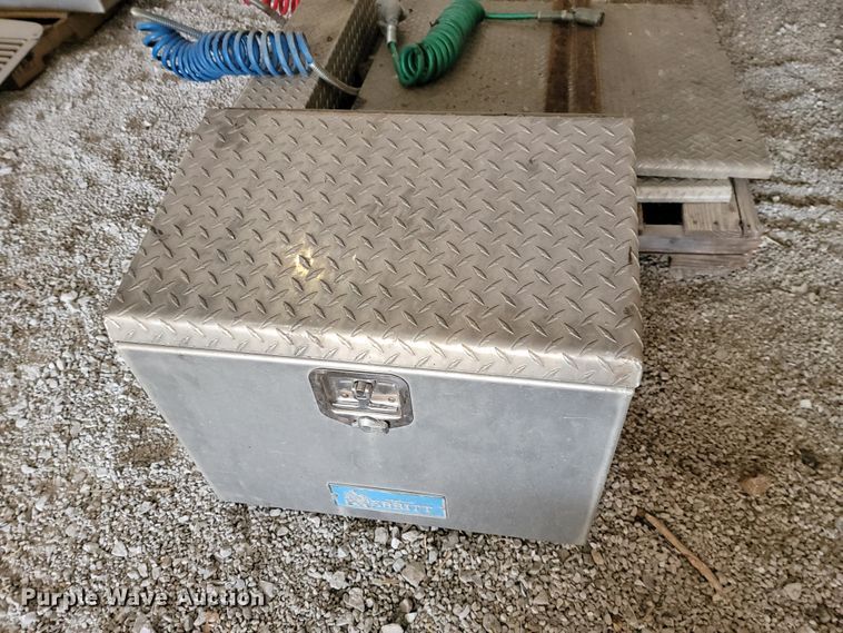 image for item FL9078 Truck parts