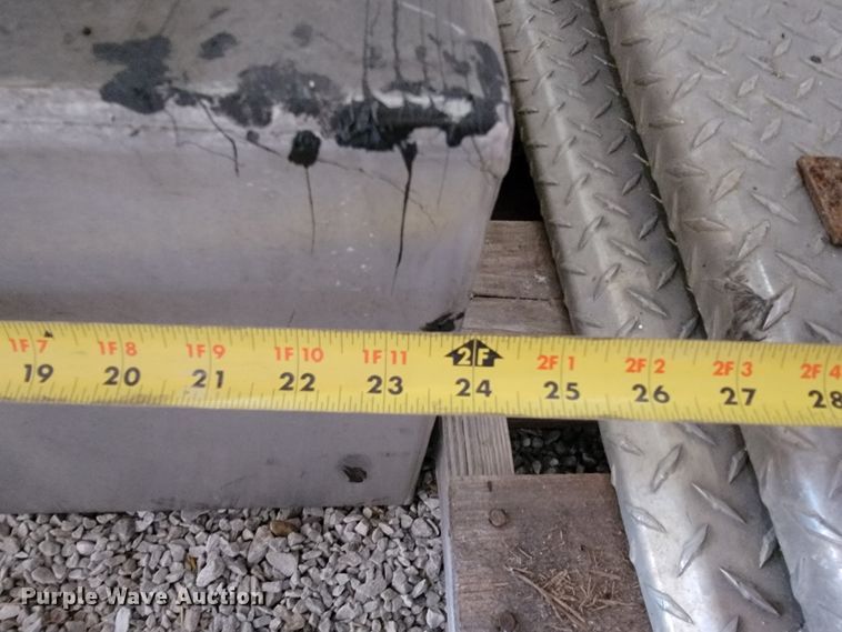 image for item FL9078 Truck parts