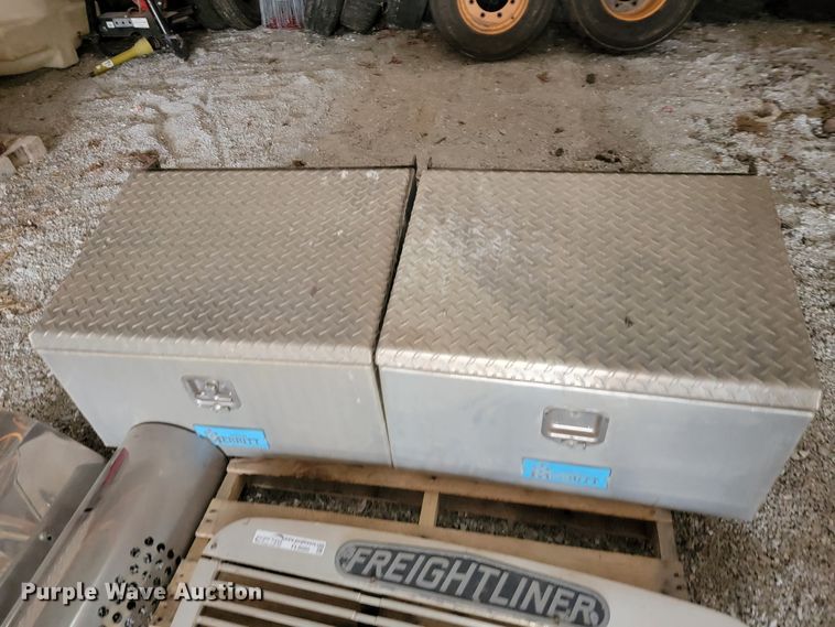 image for item FL9080 Truck parts