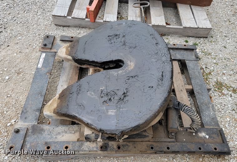 image for item FL9084 Sliding fifth wheel plate