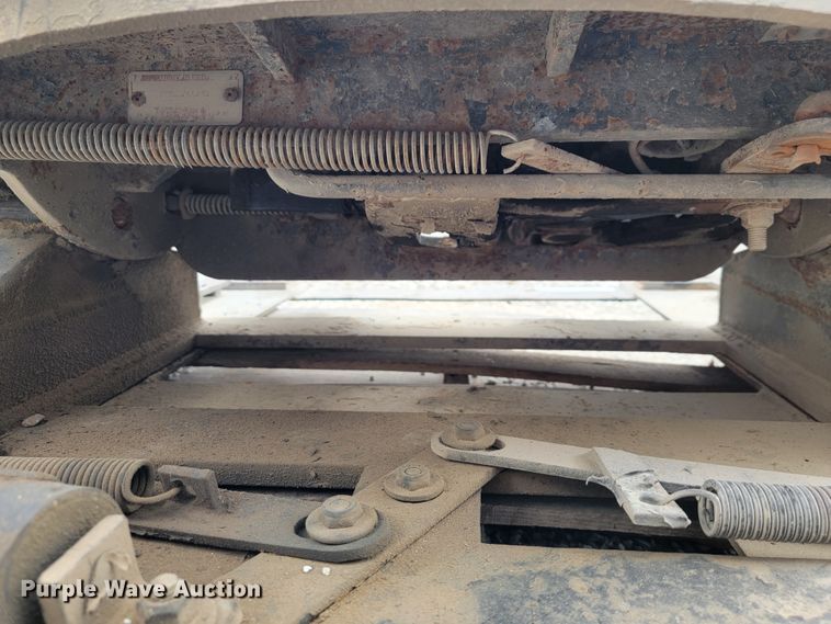 image for item FL9084 Sliding fifth wheel plate