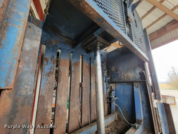 image for item FL9087 Cram-A-Lot vertical cardboard baler