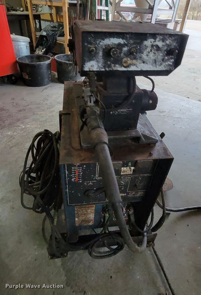 image for item FL9091 Miller CP-300 welder