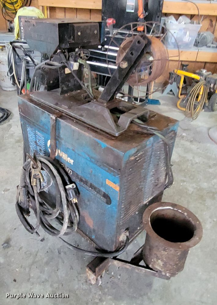 image for item FL9091 Miller CP-300 welder