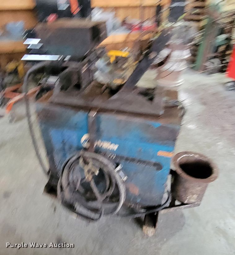 image for item FL9091 Miller CP-300 welder