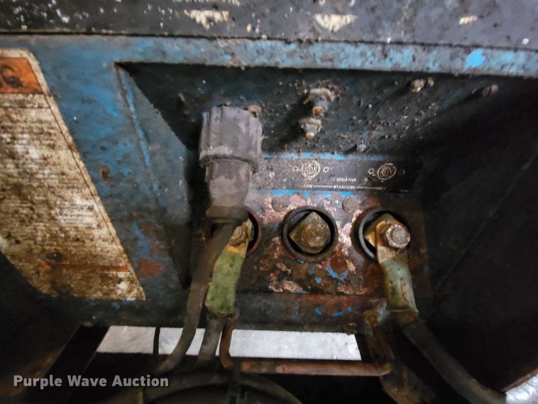 image for item FL9091 Miller CP-300 welder