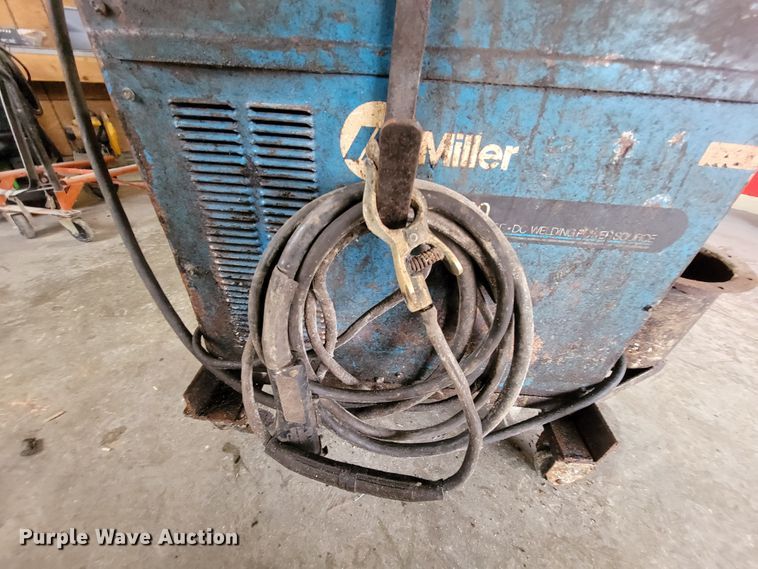 image for item FL9091 Miller CP-300 welder
