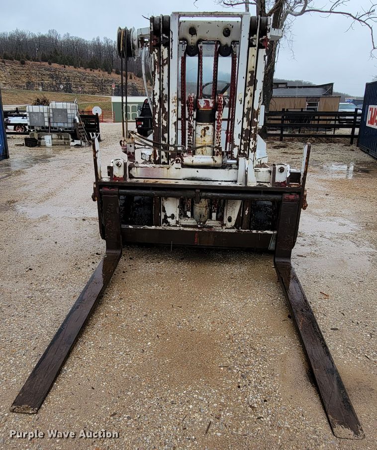 image for item FL9098 Taylor TY150S  forklift