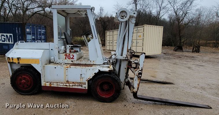 image for item FL9098 Taylor TY150S  forklift