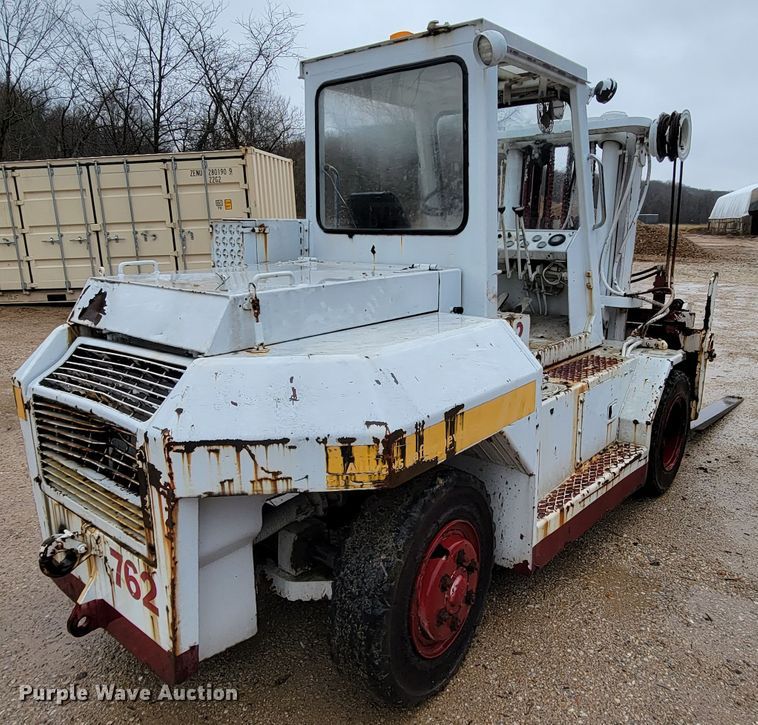 image for item FL9098 Taylor TY150S  forklift