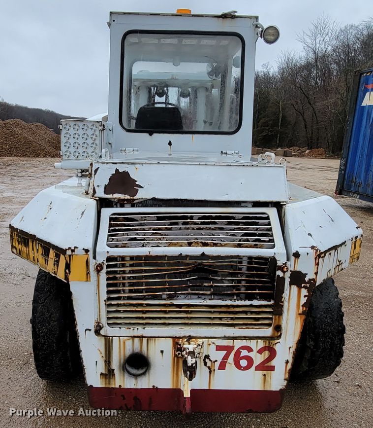 image for item FL9098 Taylor TY150S  forklift