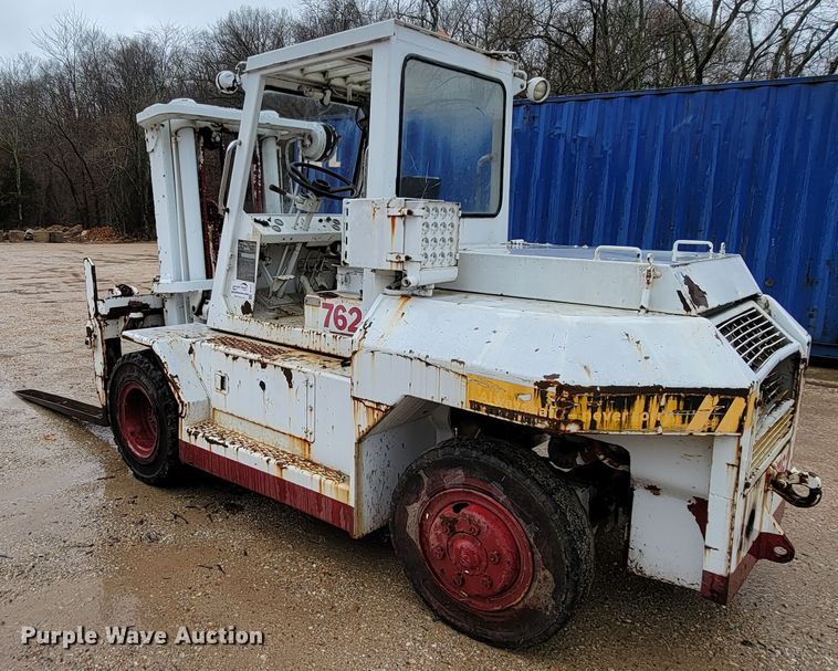 image for item FL9098 Taylor TY150S  forklift